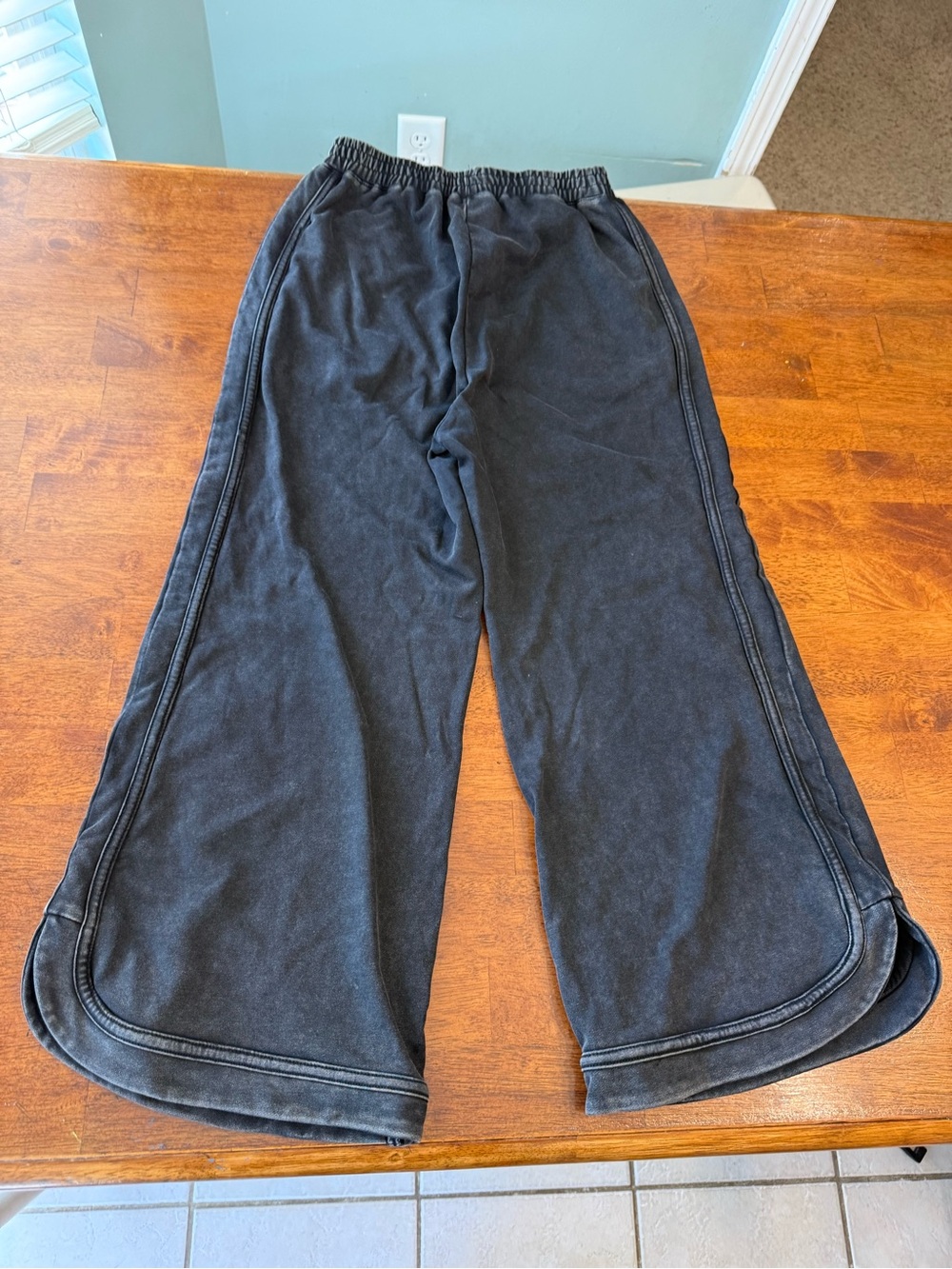 Umgee Mineral Wash French Terry Wide Leg Lounge Pants Sweatpants Gray Black S - Picture 8 of 9